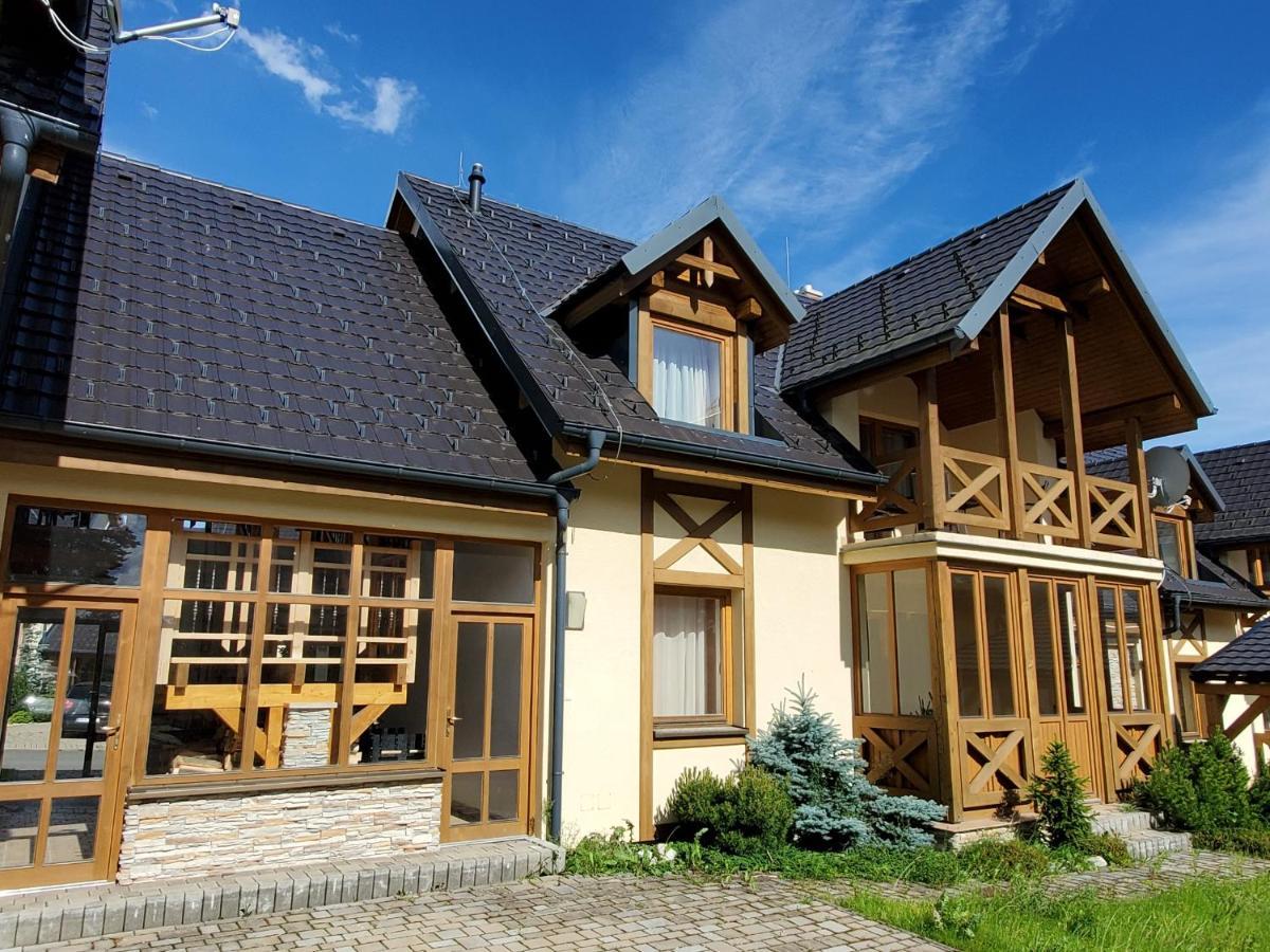 Apartments Highland Stara Lesna Luaran gambar