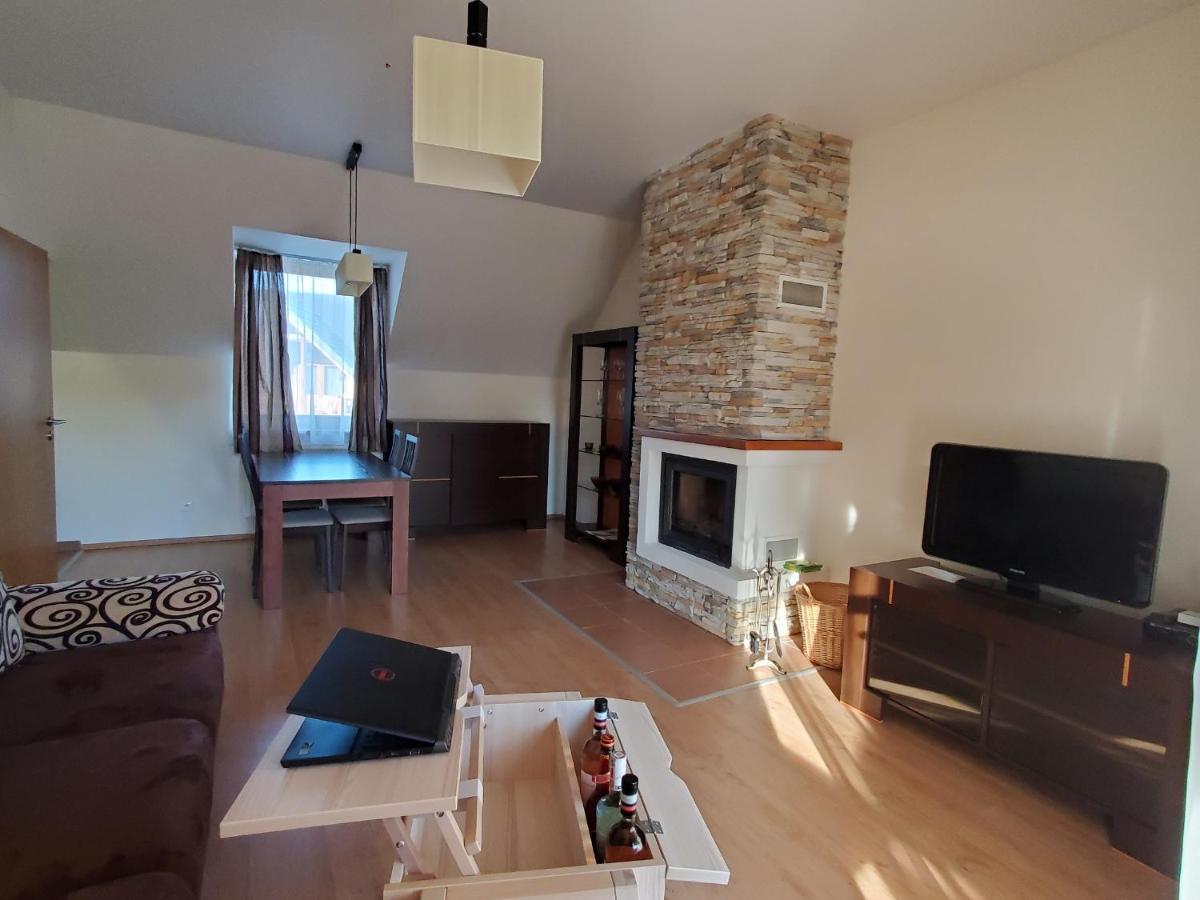 Apartments Highland Stara Lesna Luaran gambar