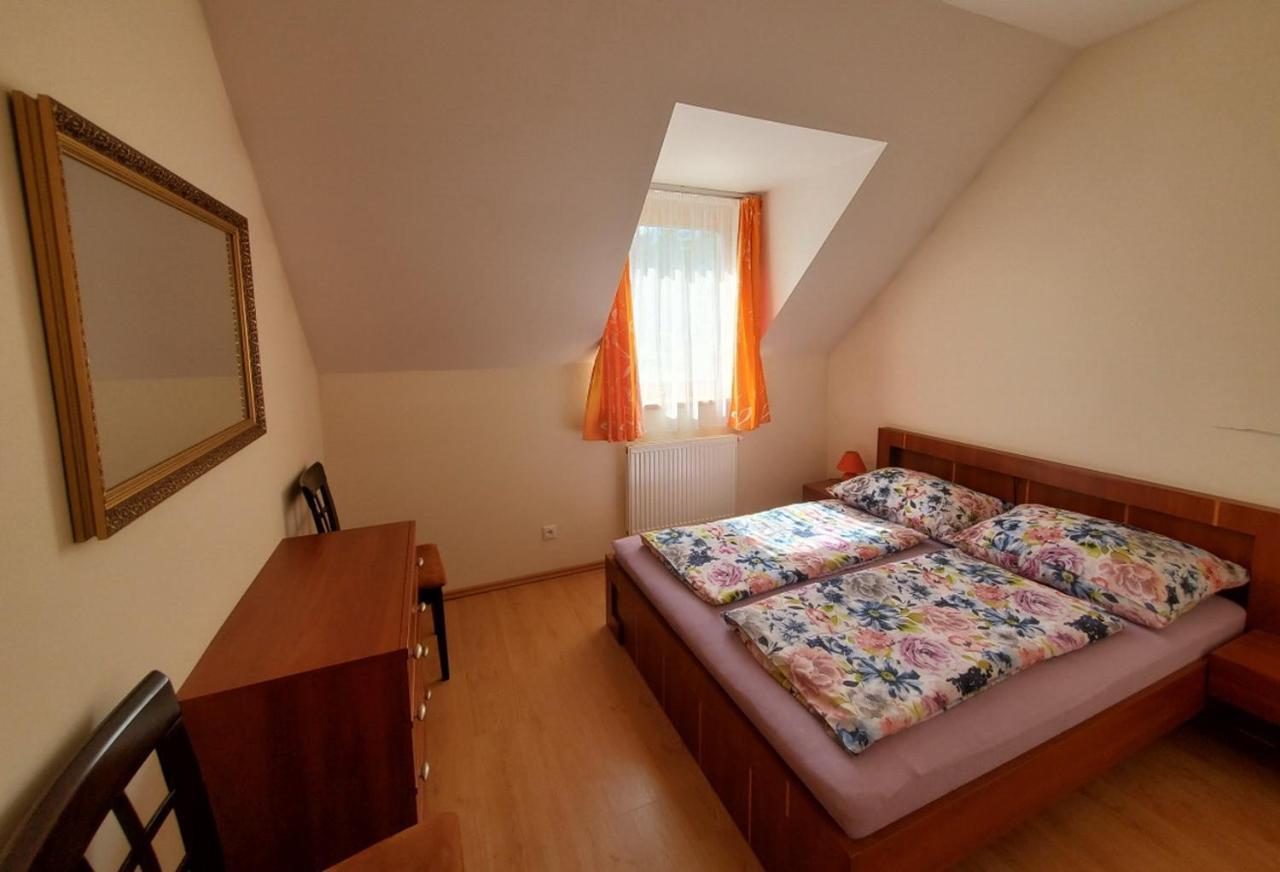 Apartments Highland Stara Lesna Luaran gambar